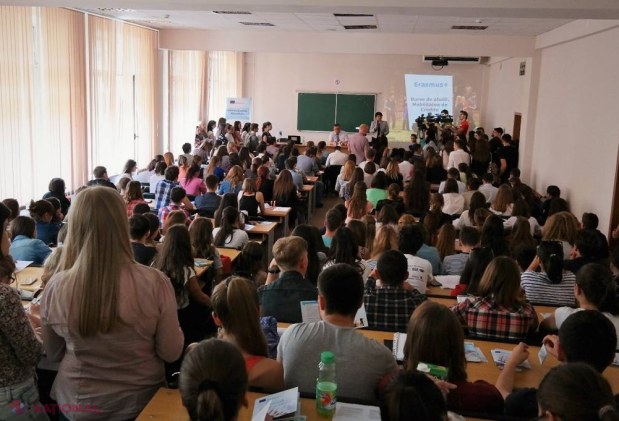 „Information Day”: Vrei la studii peste hotare? Cine și cum poate beneficia de burse de studii Erasmus+