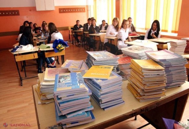 DOC // Ministerul Educației a APROBAT taxele pentru chiria manualelor școlare în următorul an de studii