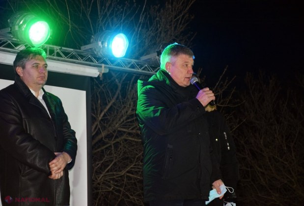 FOTO // Încă un sat iluminat în raionul Orhei. Echipa Partidului „ȘOR” a adus lumină pe străzi și la Șercani