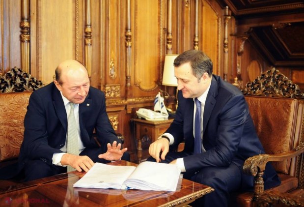 Băsescu l-a sunat pe Filat: „Îi sunt RECUNOSCĂTOR președintelui României”
