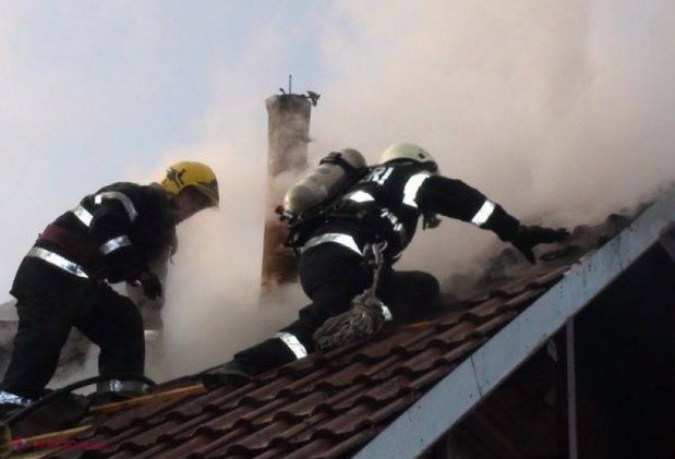 VIDEO // Doi bărbați și-au pierdut viața într-un incendiu devastator la Glodeni
