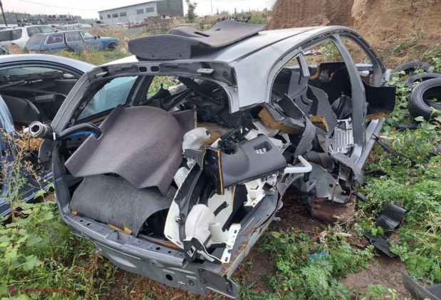 Un parc de DEZMEMBRĂRI auto din Chișinău, ticsit cu mașini cu numere străine: Posesorii a 23 de automobile au vrut să câștige sume frumoase, dar vor fi nevoiți să plătească mii de euro pentru vămuirea mijloacelor de transport