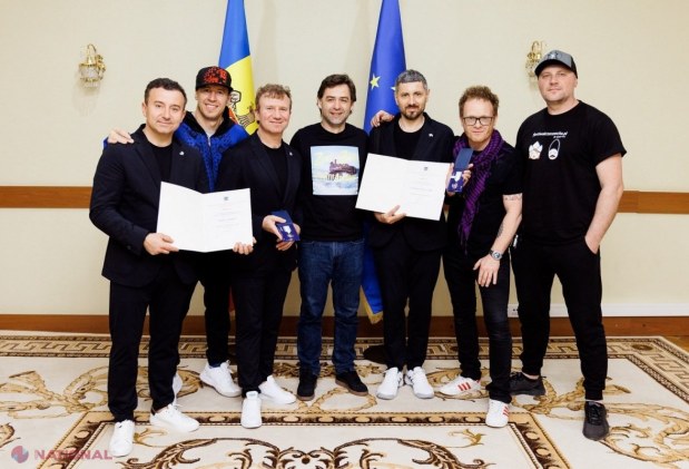FOTO // Distincție importantă pentru „AMBASADORII” R. Moldova Zdob și Zdub & Frații Advahov
