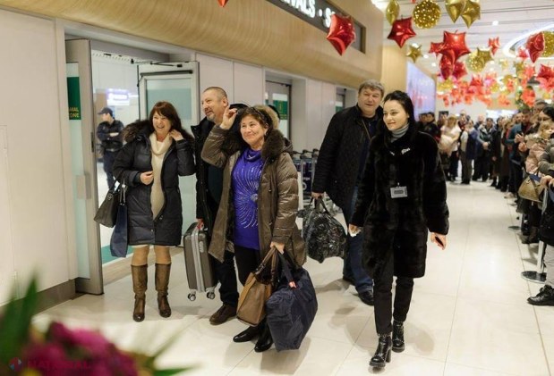FOTO // Primii din cei 500 câștigători ai „Tombolei de Crăciun”, organizate în cadrul Programului „Casa mea e Moldova” pentru DIASPORA din Italia, au revenit acasă