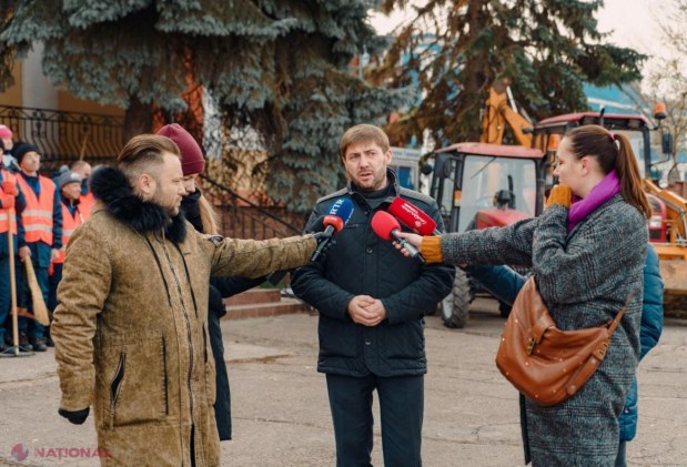 FOTO // Modelul de la Orhei este aplicat și în orașul Taraclia. Autoritățile locale au demarat o „CURĂȚENIE GENERALĂ” în localitate