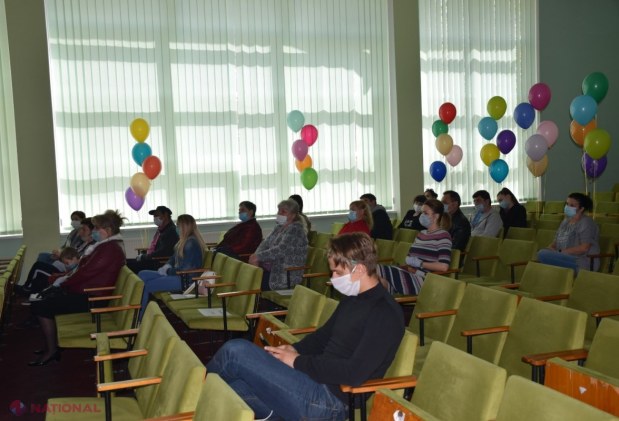 FOTO // Alte 20 de familii au revenit la Orhei din străinătate, în baza unui program al Partidului „ȘOR”. Beneficiarii au primit îndemnizația unică de 10 000 de lei