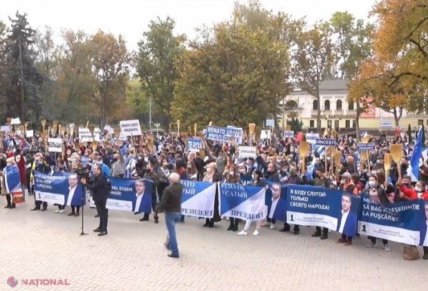 VIDEO // Renato Usatîi, alături de sute de oameni, a mers cu MĂTURA la Președinție: „Pe 1 noiembrie măturăm KULIOKUL și obținem victoria pentru R. Moldova. Igor Nicolaevici, îți propun să-ți accepți cu demnitate înfrângerea”