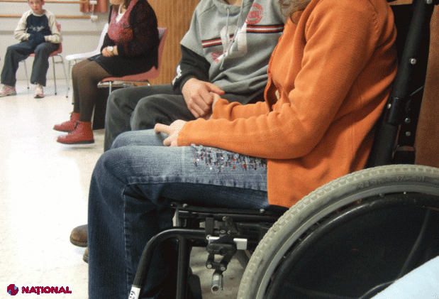 Persoanele cu dizabilităţi  vor fi transportate în ziua alegerilor la secţiile de votare