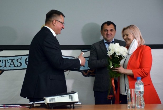 TRADIȚIE // Ilan Șor continuă să ofere PREMII CONSISTENTE celor mai buni elevi din Orhei
