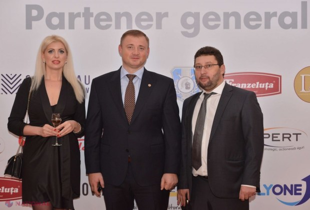 FOTO // La Chișinău a fost LANSAT „Almanahul POLITIC 2018”