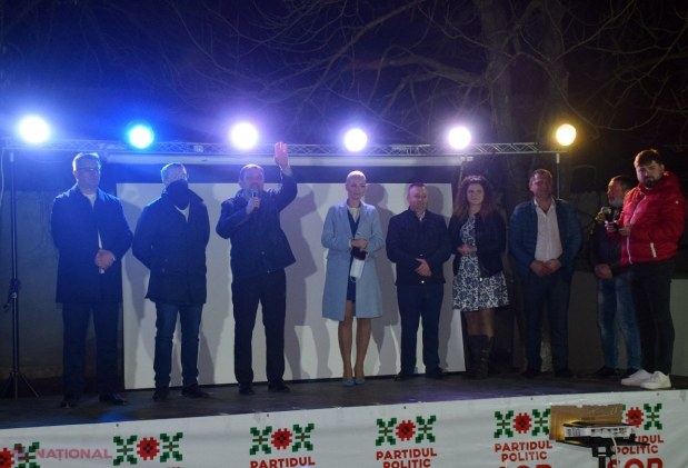 FOTO // „O nouă promisiune îndeplinită de echipa lui Ilan Șor”. Comuna Ivancea a fost complet ILUMINATĂ