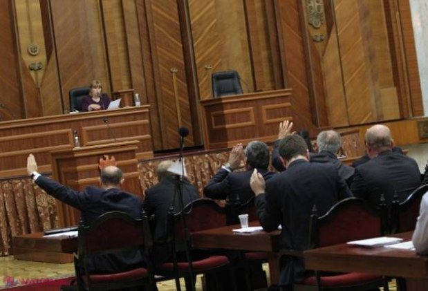 VEZI ce randament au înregistrat deputații în 2013