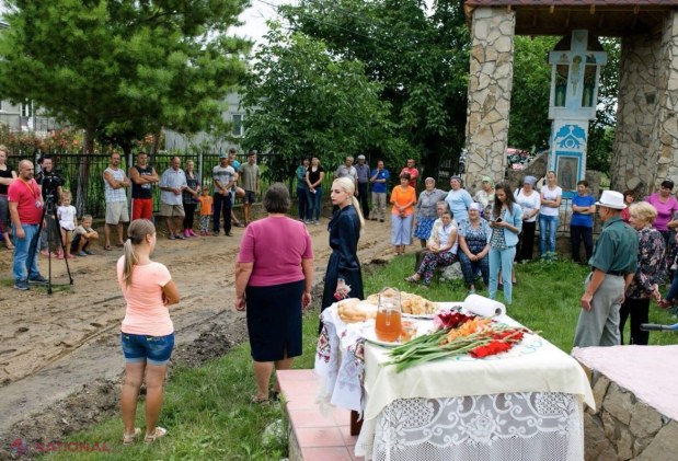 FOTO // Marina Tauber a dat startul lucrărilor de reparație a drumurilor în Jora de Sus