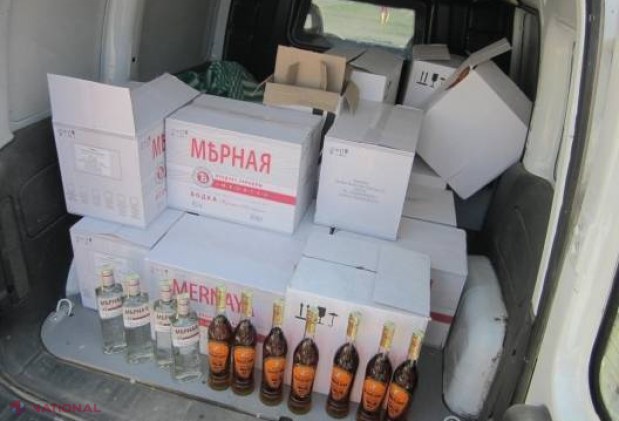 SUTE de sticle de votcă și coniac, fără acte de proveniență, CONFISCATE de polițiști