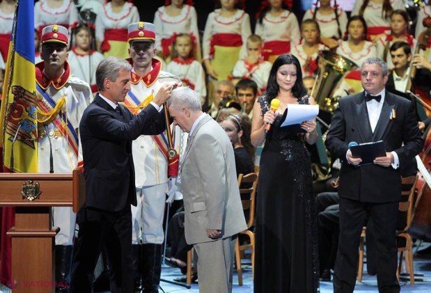 FOTO // Premiile Naționale au ajuns la laureați