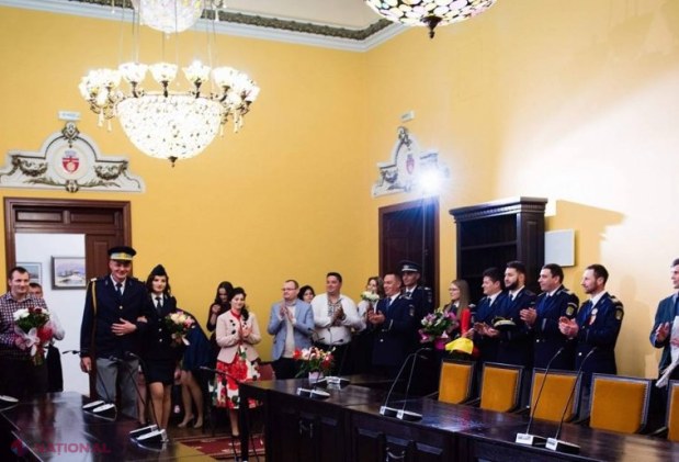 FOTO // UNIREA de la frontieră: Agentul principal de pe malul stâng i-a spus DA agentului-șef adjunct din dreapta Prutului