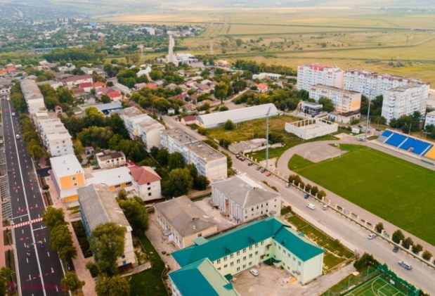 FOTO // Ilan Șor a inaugurat strada principală din Orhei, după ce aceasta a fost REPARATĂ capital