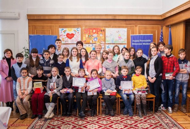 Elevii iau atitudine împotriva violenței prin desen 