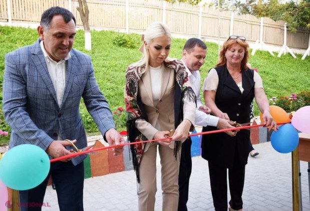 FOTO // Gimnaziul din satul Sămănanca, RENOVAT capital, la inițiativa echipei lui Ilan Șor. Odată cu darea în exploatare a unui nou BLOC de studii, elevii nu vor mai fi nevoiți să învețe în două schimburi: „Demult am așteptat această SCHIMBARE”