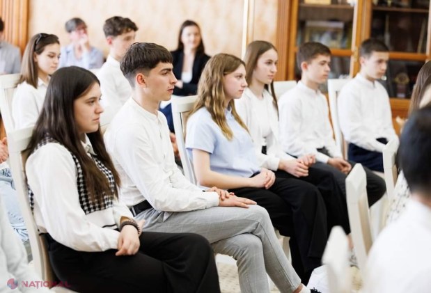 FOTO // Dansatorii de la „Hecenii”, care au făcut SENZAȚIE la ,,Românii au talent