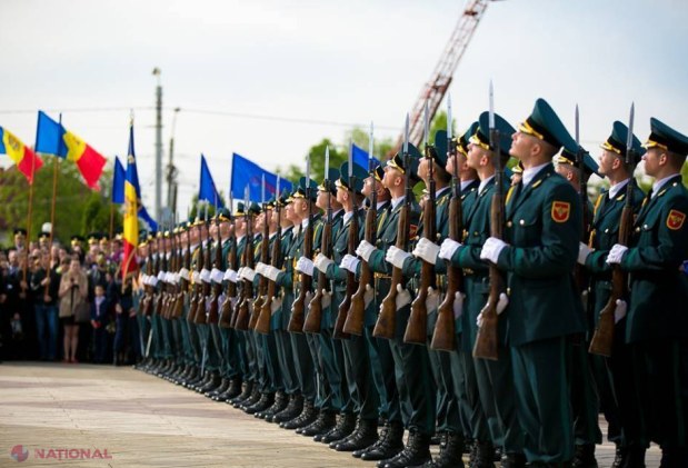 Reportaj FOTO // „Ziua Victoriei”, la Memorial: „Nu dorim ca cineva să treacă prin ce am trecut noi”