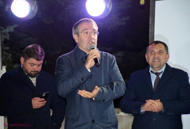 FOTO // Partidul „ȘOR” a iluminat străzile și în satul Zorile, raionul Orhei
