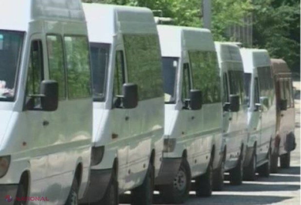 Două rute de microbuz din Chișinău riscă să fie suspendate. Iată ce spune administratorul unei rute