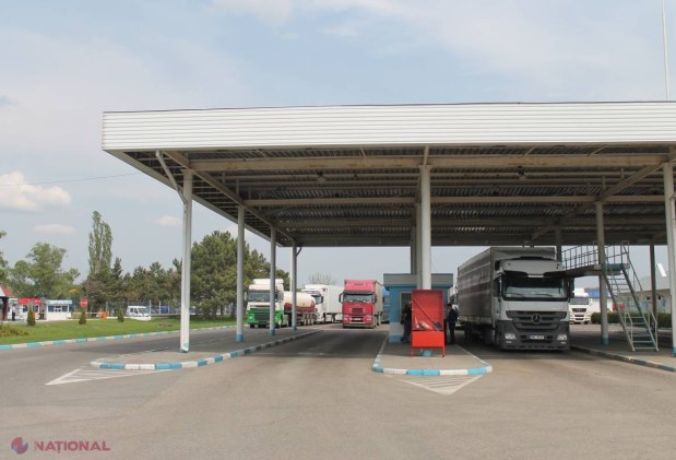 Un vameș din R. Moldova, DEMIS, pentru că a permis trecerea unui automarfar TICSIT cu ANABOLIZANTE. Marfa interzisă a fost găsită de vameșii din România