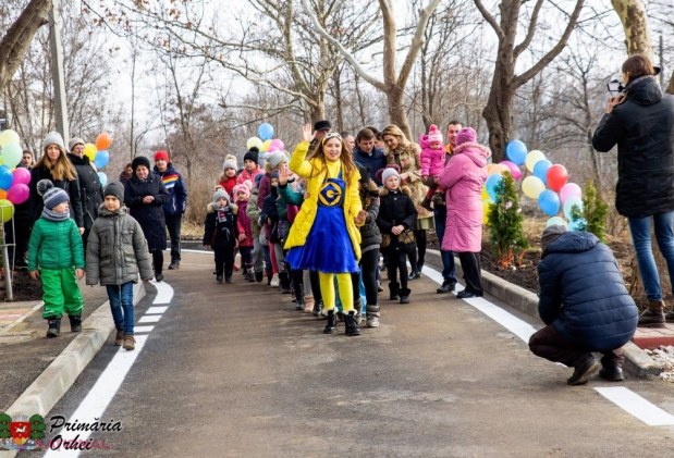 FOTO // „Operațiunea Curtea”, implementată de municipalitatea Orhei, continuă și iarna. Încă cinci curți modernizate în TOTALITATE au fost date în exploatare
