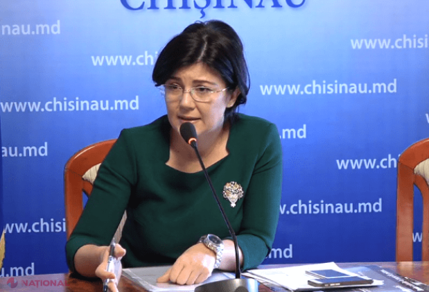 Silvia Radu își asumă „parțial” responsabilitatea pentru bradul tăiat ILEGAL: „Voi planta un brad de 1 500 de lei pentru a compensa această daună”