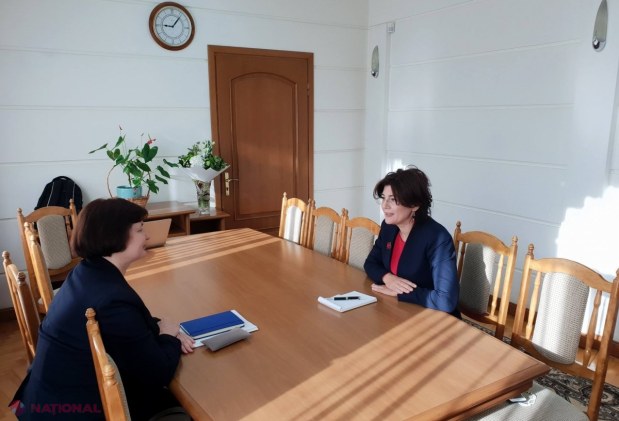Ministra Silvia Radu vine cu „o VESTE BUNĂ”: „Până luni SALARIILE vor fi plătite”