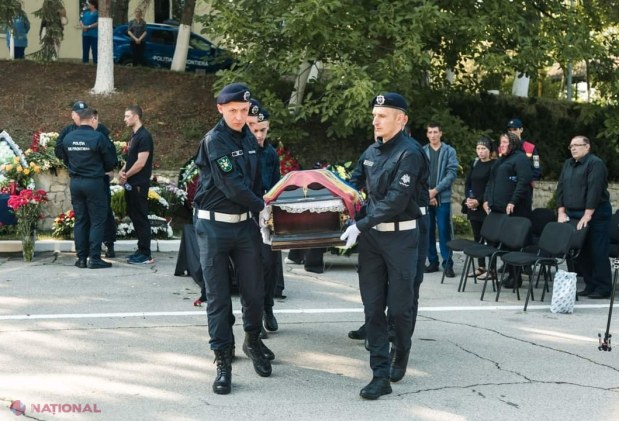 Maia Sandu, prezentă la ceremonia funerară în memoria polițistului Serghei Muntean, ucis la datorie săptămâna trecută: „Serghei a servit R. Moldova cu responsabilitate și CURAJ, îndeplinindu-și datoria cu sacrificiul propriei vieți”