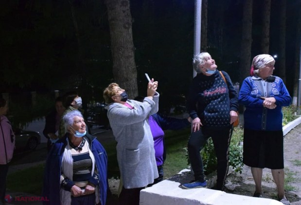 FOTO // Încă o comună din raionul Orhei a fost complet ILUMINATĂ, la inițiativa echipei Partidului „ȘOR”: „Au trebuit să treacă 30 de ani de independență, ca noi să ne bucurăm de un astfel de eveniment”