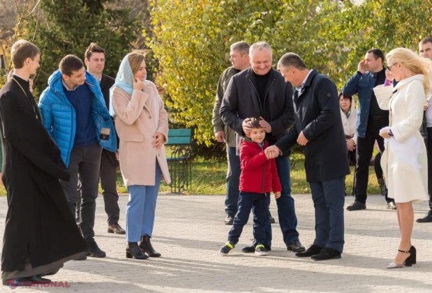 FOTO // Președintele Dodon și-a dus familia în Transnistria pentru a marca alături de Krasnoselski și soția sa sărbătoarea de stat a Federației Ruse – „Ziua Unirii Naționale”