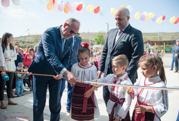 FOTO // O grădiniță din R. Moldova care nu fusese reparată de 32 de ani, SALVATĂ de Guvernul României: A 845-a la număr