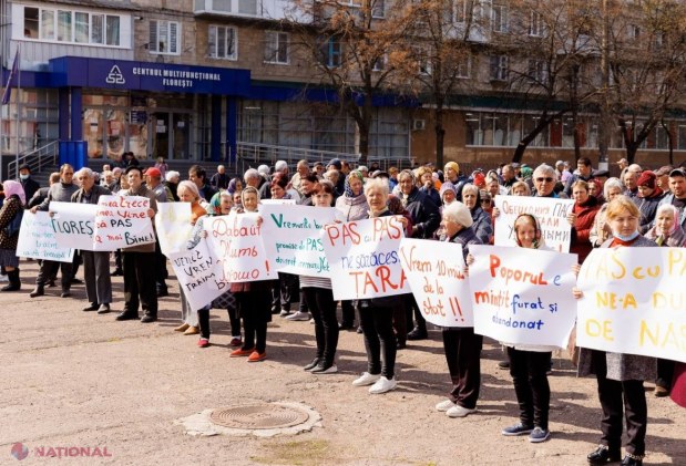 PROTEST // „PAS cu PAS ne-au dus de nas”! Șor i-a arătat cartonașul galben guvernării Maiei Sandu