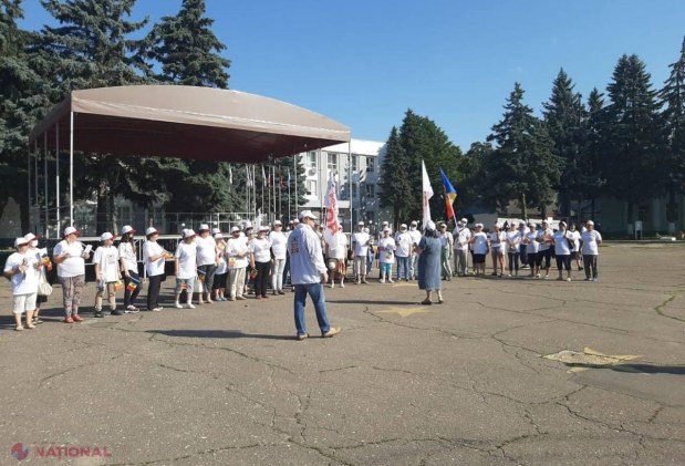 FOTO // Acțiune de AMPLOARE în ultima zi de campanie. Mii de oameni au participat la MARȘURI de mobilizare și au îndemnat la vot pentru Partidul „ȘOR”