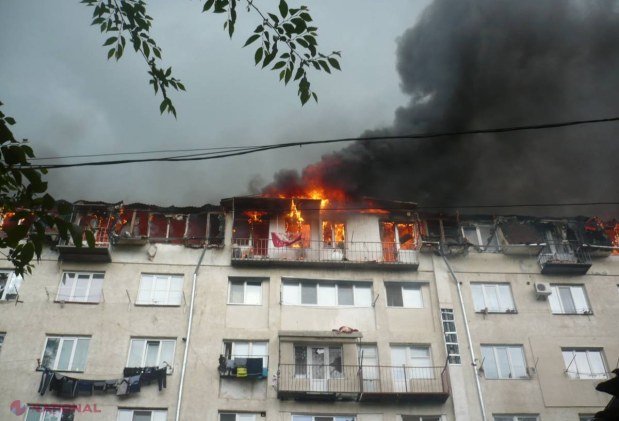 ASTĂZI încep lucrările de reconstrucție a mansardei incendiate 