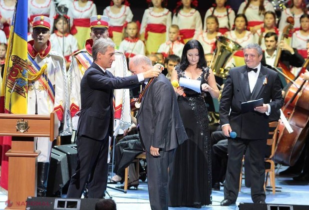 FOTO // Premiile Naționale au ajuns la laureați