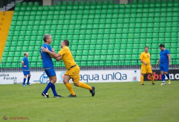 GALERIE FOTO Leancă şi-a pus mâinile în cap. Nici Timofti nu l-a putut salva de artişti!
