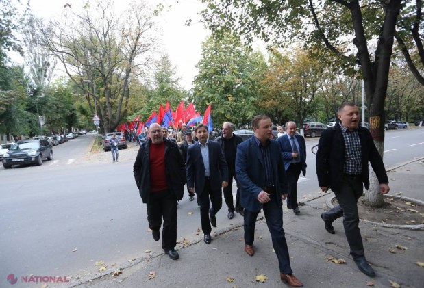 FOTO // „Revoluția de catifea”, la Procuratura Generală
