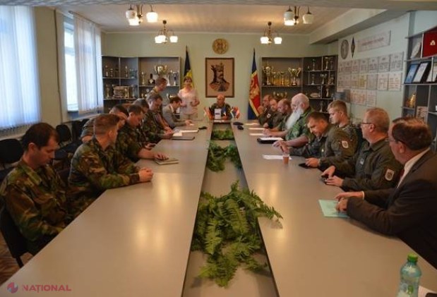 Experți din Austria, Germania și Suedia, alături de militarii Armatei Naționale, interesați de stocurile de armament și muniții din R. Moldova