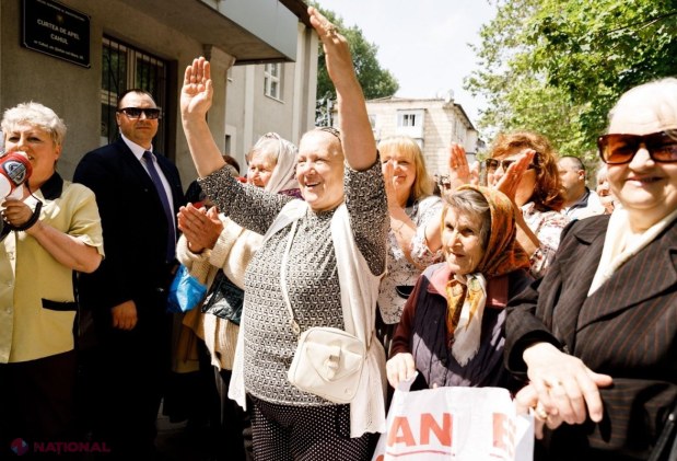 FOTO // Miting în susținerea lui Ilan Șor la Curtea de Apel Cahul