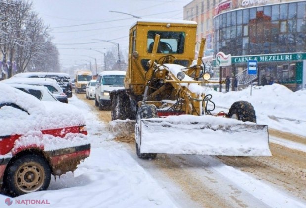 FOTO // La Orhei a fost DUBLAT numărul autospecialelor de deszăpezire și se lucrează la capacitate maximă pentru a asigura condiții normale de circulație