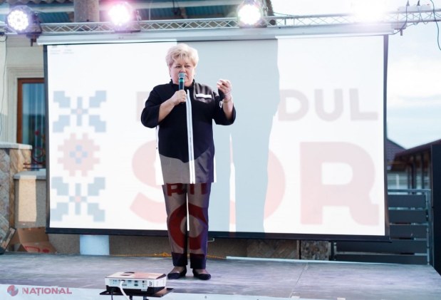 FOTO // Partidul „ȘOR” a dat în exploatare sistemul de ILUMINARE STRADALĂ încă într-un cartier al orașului Taraclia: „Am promis că vom face din Taraclia CAPITALA de sud a Moldovei și cu siguranță vom realiza asta”