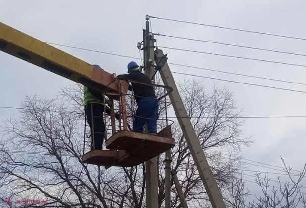 FOTO // Partidul „ȘOR” a demarat a doua etapă de ILUMINARE STRADALĂ în orașul Taraclia
