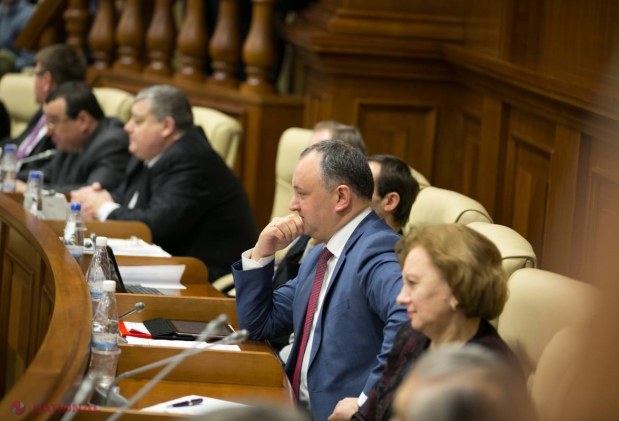 FOTO // Vizită FULGER a Ambasadorului Rusiei la sediul PSRM. Dodon PLEACĂ la Moscova