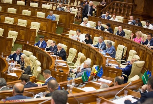 Primarii, viceprimarii, președinții și vicepreședinții de raioane vor beneficia de salarii mai cu 50%, iar personalul care efectuează deservirea tehnică - 15%