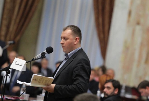 Comunistul Grigore Petrenco ar putea avea PROBLEME în PCRM