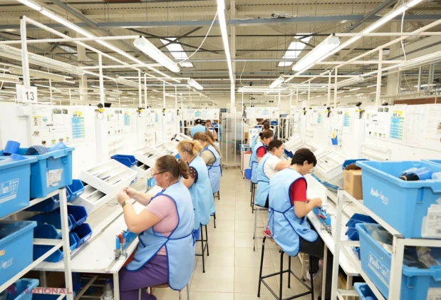 FOTO // Amprenta Moldovei pe Moncler, Mercedes și Audi: Industria a crescut cu 7,7%, dar cere mai puțină birocrație. Cum pot deveni fabricile noastre mai competitive pe piața europeană